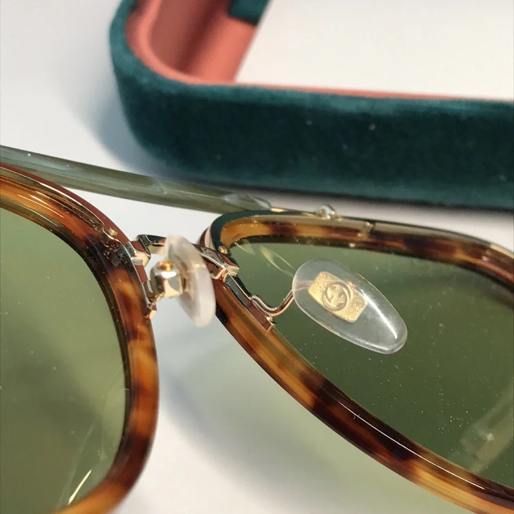 Gucci authentic gg0672s